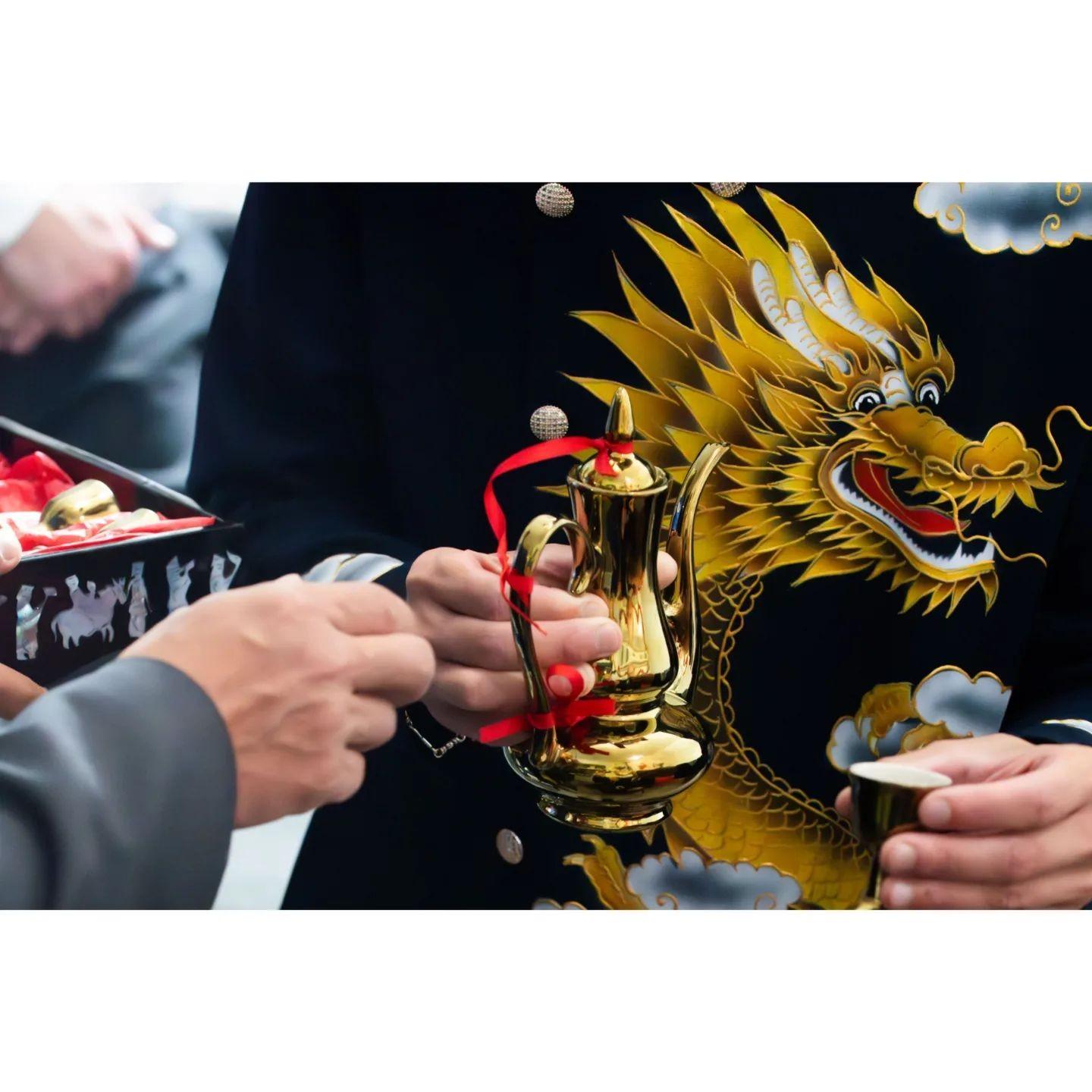 A Glimpse into Carter and Sophie's Vietnamese Tea Ceremony